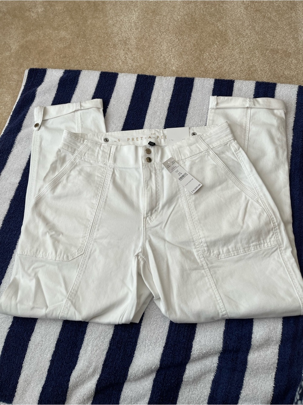 White House Black Market White Cropped Ankle Pants (CURVY)